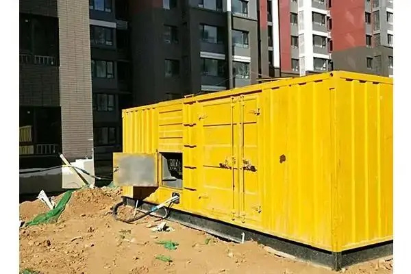 开化发电机租赁中燃油压力过低会对发动机的哪些部件造成损坏？